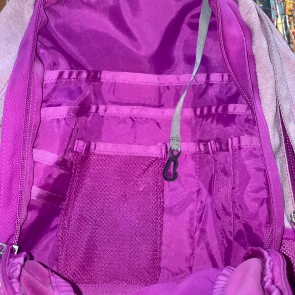 The North Face Jester Backpack - Picture 10 of 11